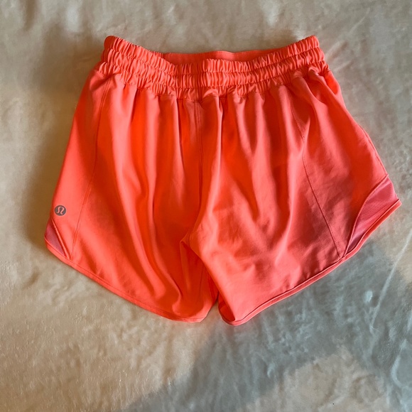 SOLD - hotty hot short ll - Picture 7 of 8